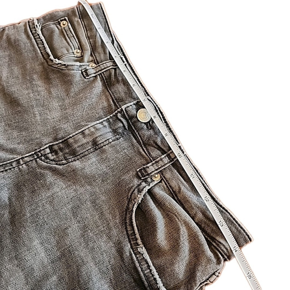 Zara Women's Relaxed Fit Jeans, Frayed, Size 10 Grey Wash A1 - Picture 4 of 5